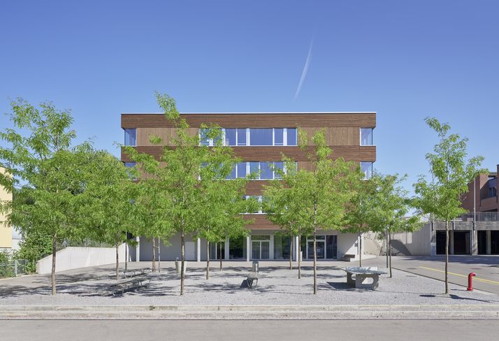 Schulhaus Kleine Kreuzzelg, Mellingen